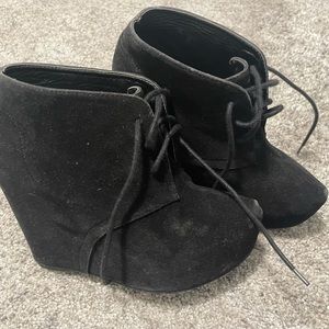 Bakers Wayward Black Wedges w/ Original Box